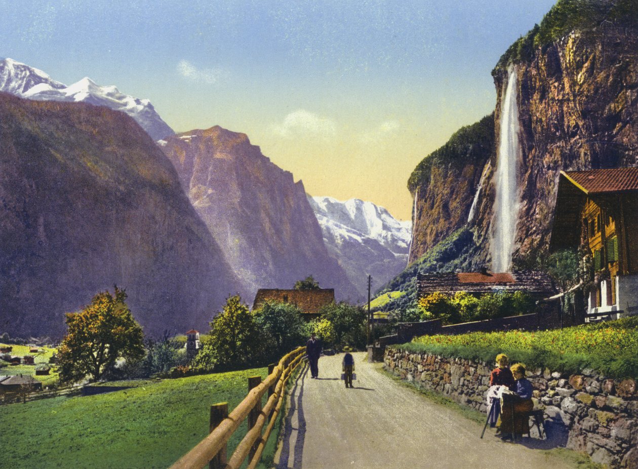 Lauterbrunnen, Staubbach (foto) od Photographer Swiss