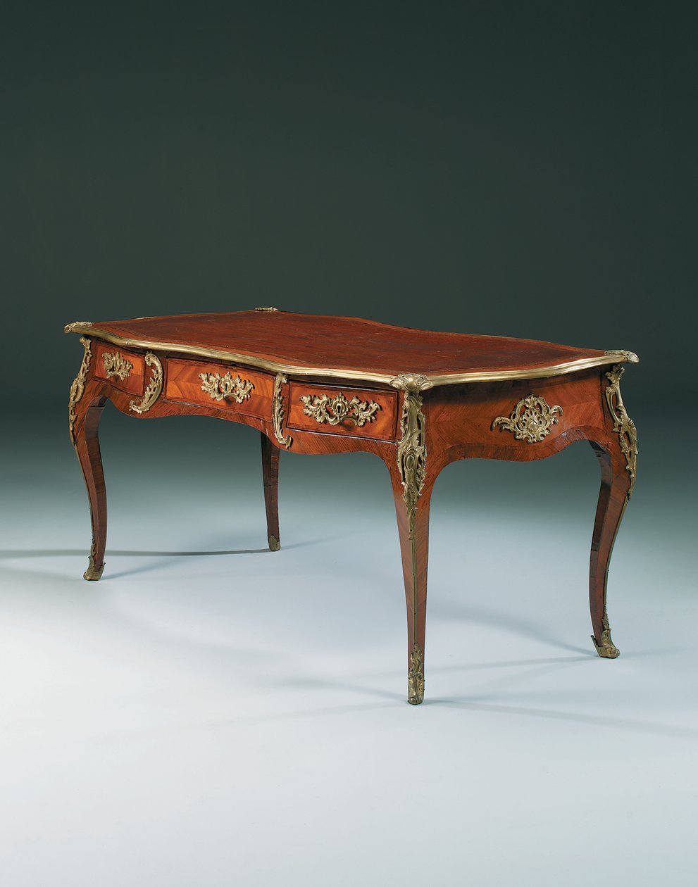 Plochý psací stůl Louis XV od Pierre Roussel