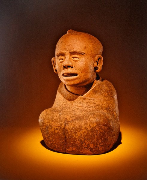 Mužská postava, Remojadas Culture (keramika) od Pre Columbian Pre Columbian