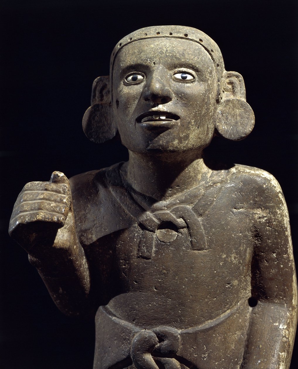 Předkolumbovská civilizace: socha aztéckého kněze od Pre Columbian