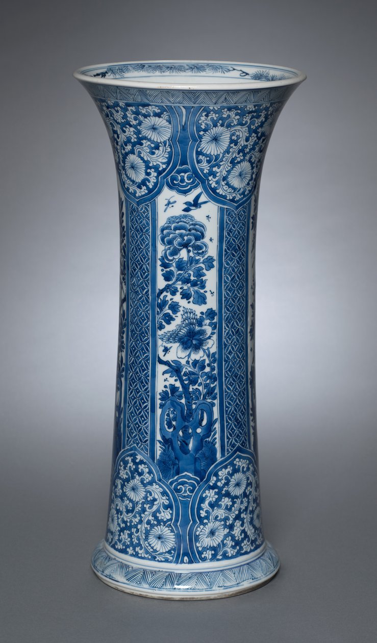 Váza s krytem od Qing Dynasty Chinese School