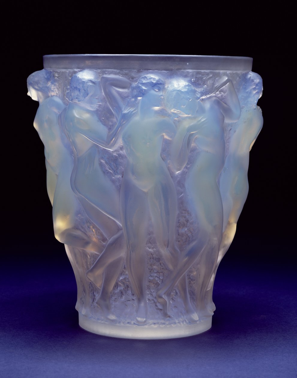 Bacchantes, 1927 (opálové sklo) od Rene Jules Lalique