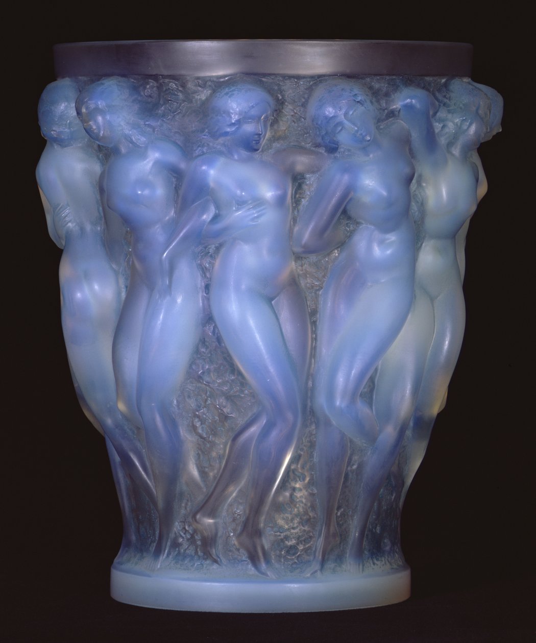 Bacchantes, 1927 (opálové sklo) od Rene Jules Lalique