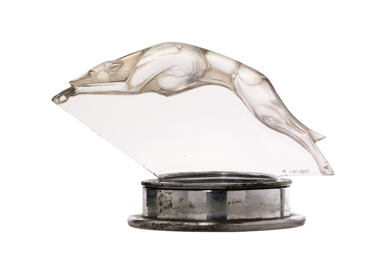 Vzácný maskot Levrier od Rene Jules Lalique