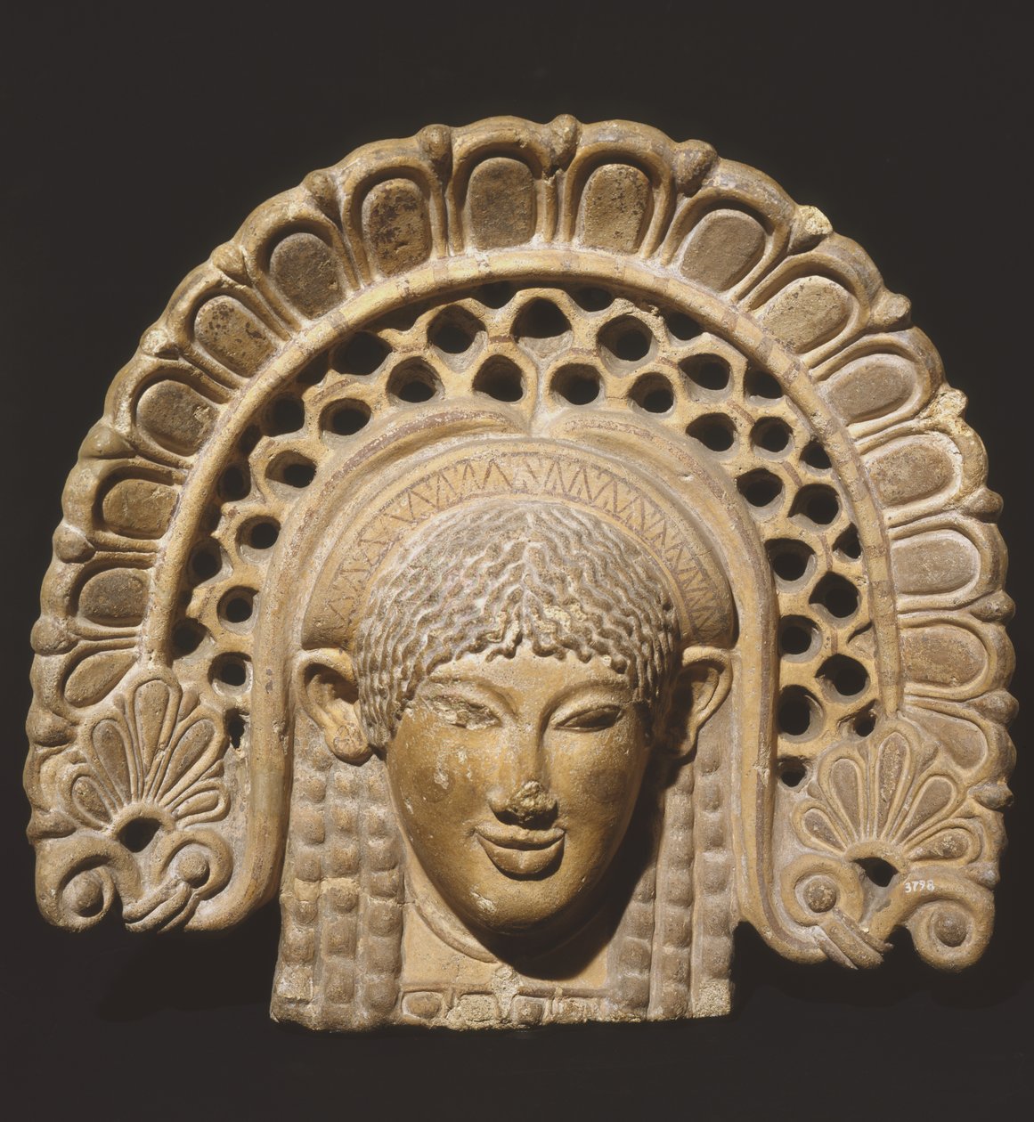 Antefix zobrazující ženskou hlavu z Lanuvia od Roman