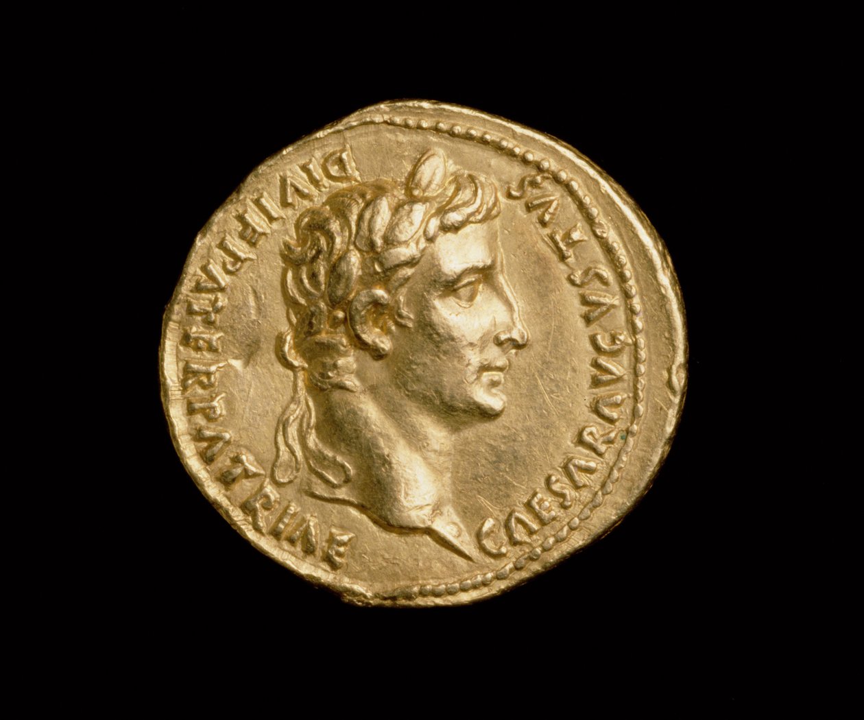 Aureus císaře Augusta (31 př. n. l. – 14 n. l.) Římská mincovna (avers) (zlato) (revers viz 168070) od Roman
