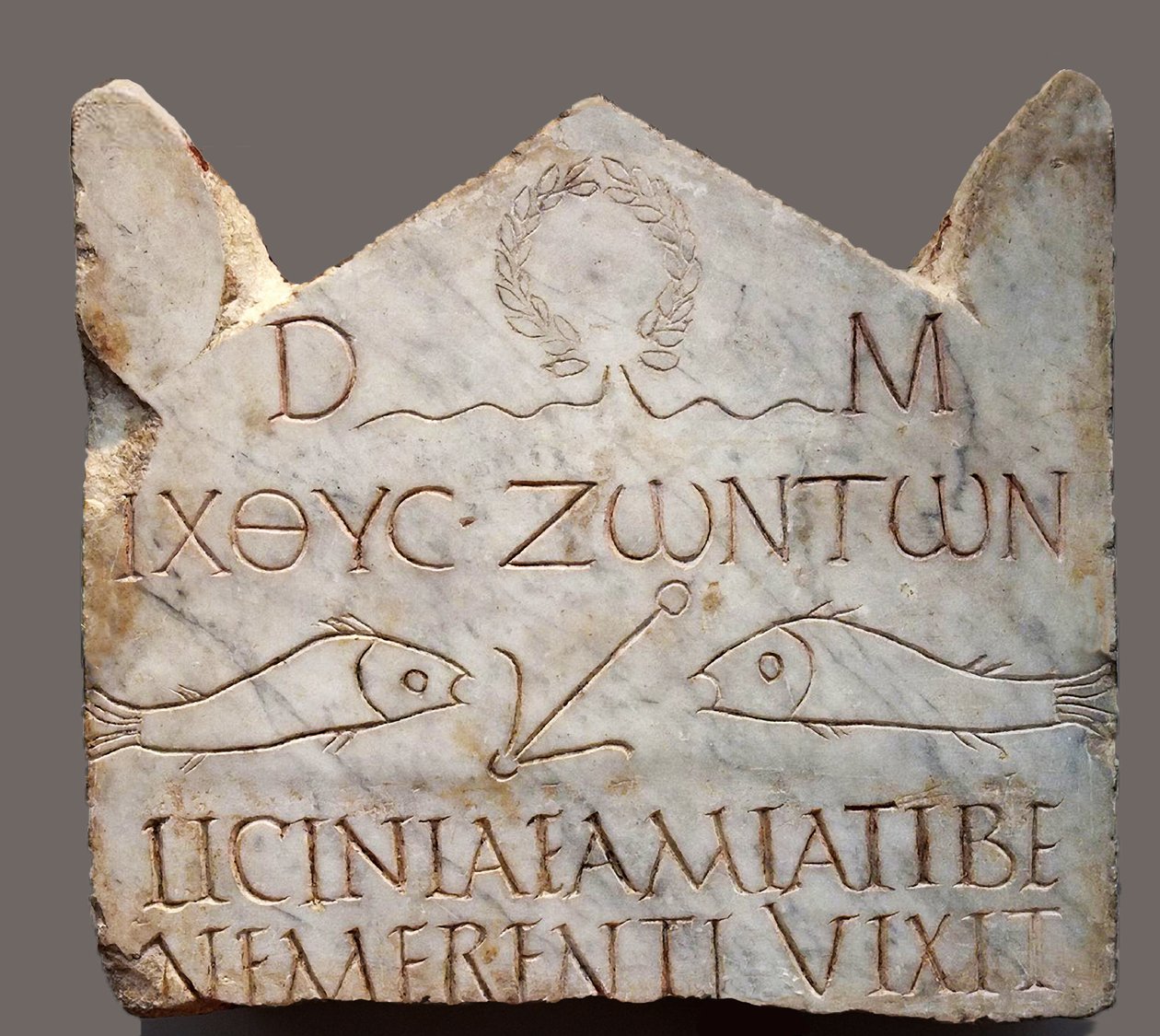Pohřební stéla Licinia Amias, z oblasti vatikánské nekropole, Řím (mramor) od Roman