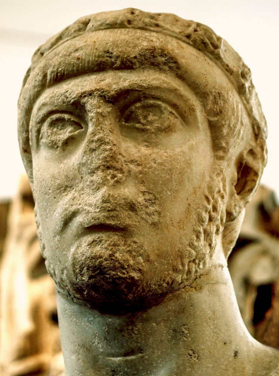 Busta císaře Gratiana od Roman