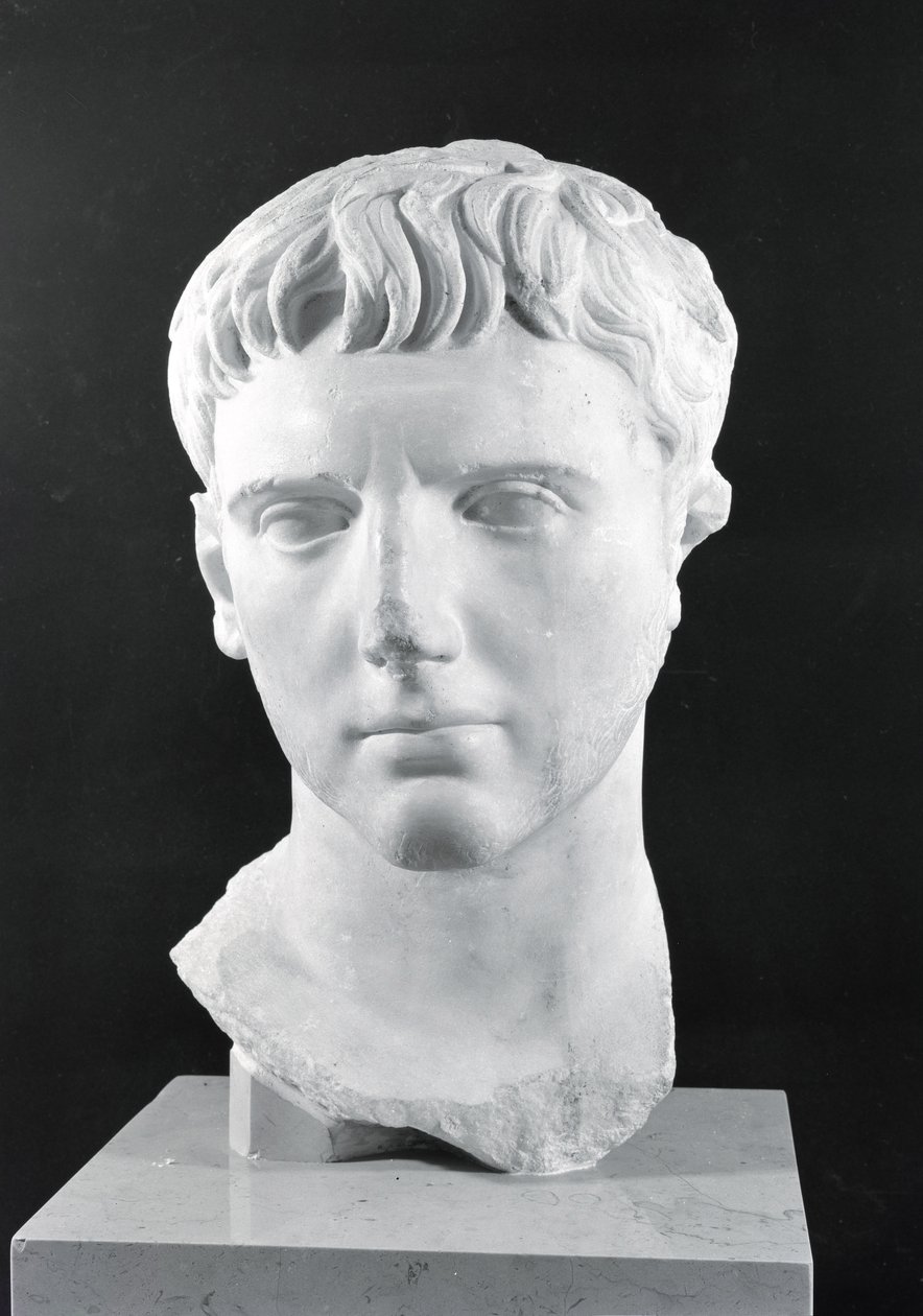 Hlava císaře Augusta (63 př. n. l. - 14 n. l.) od Roman