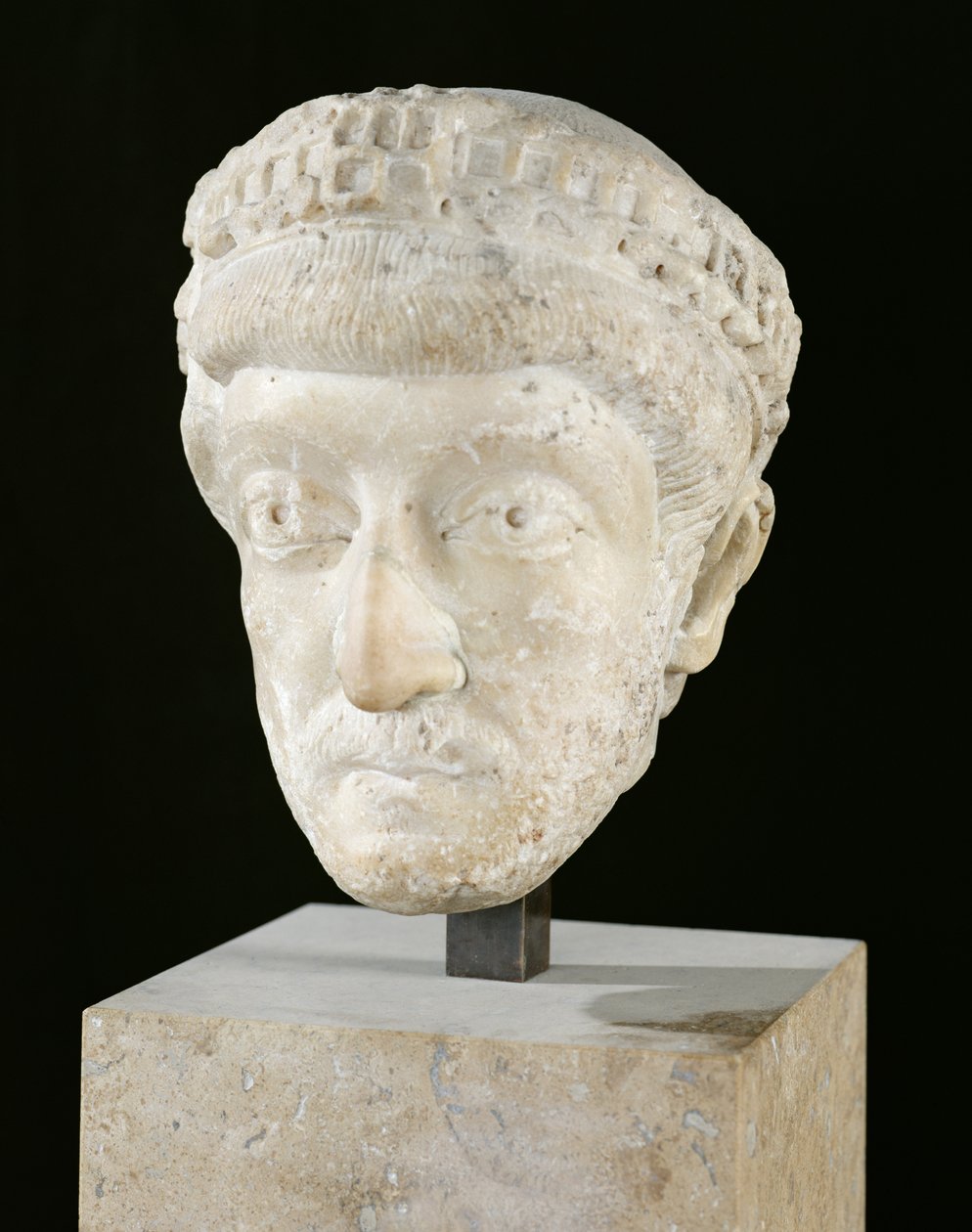 Hlava císaře Theodosia II. (408-450) (mramor) od Roman