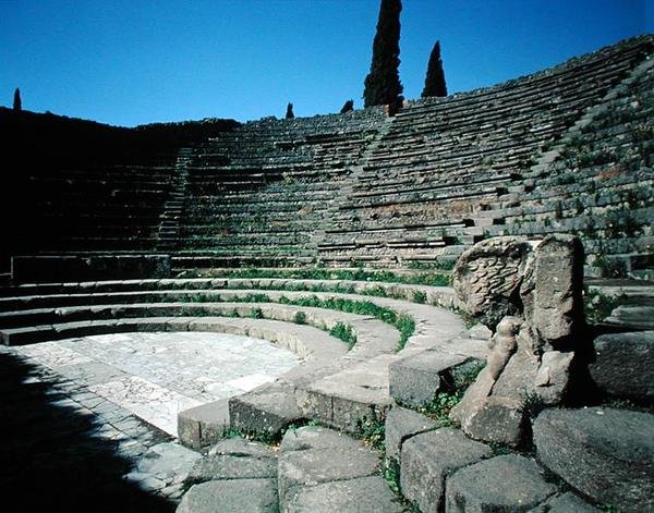 Pohled na Teatro Piccolo od Roman