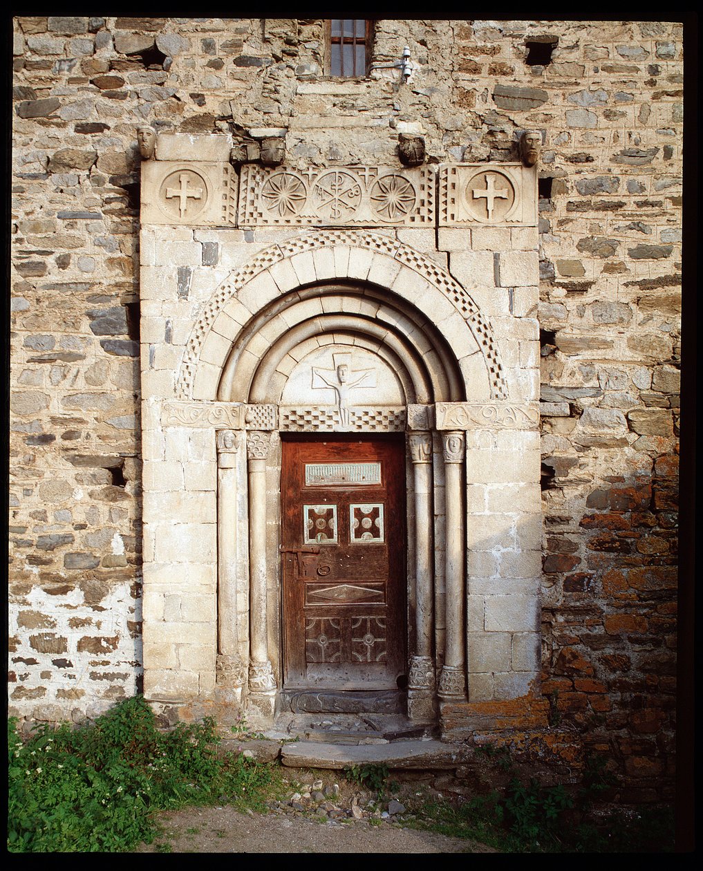 Portál kostela od Romanesque