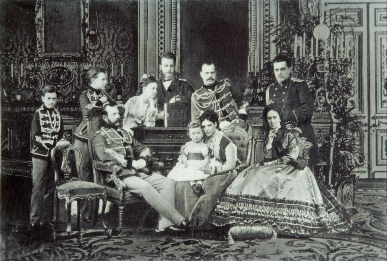 Rodinný portrét císaře Alexandra II od Russian Photographer
