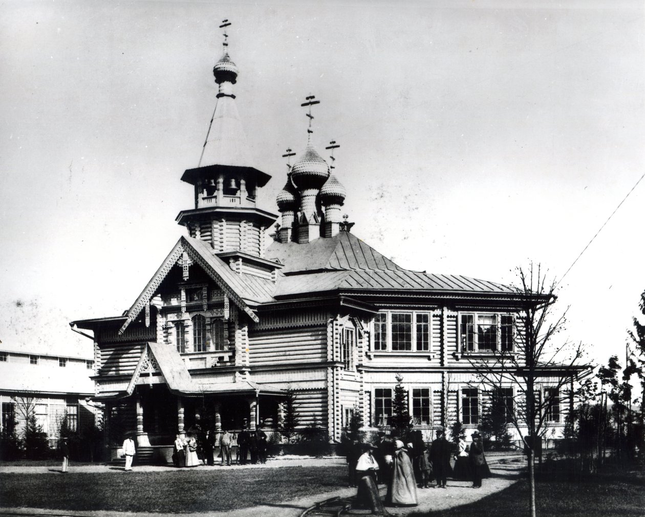 Farní kostel a škola navržená pro Všeruskou výstavu průmyslu a umění, Nižnij Novgorod, 1896 od Russian Photographer