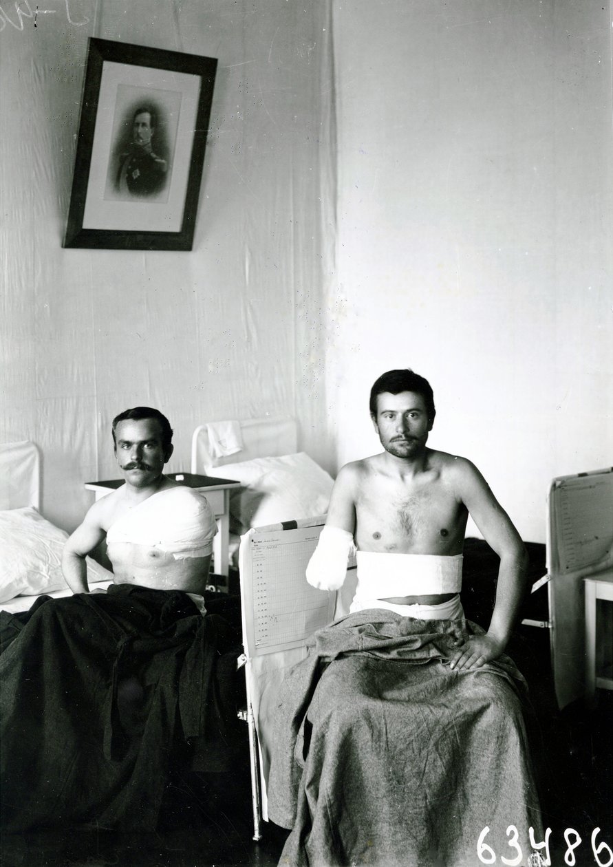 Zranění vojáci ve vojenské nemocnici v Petrohradu od Russian Photographer