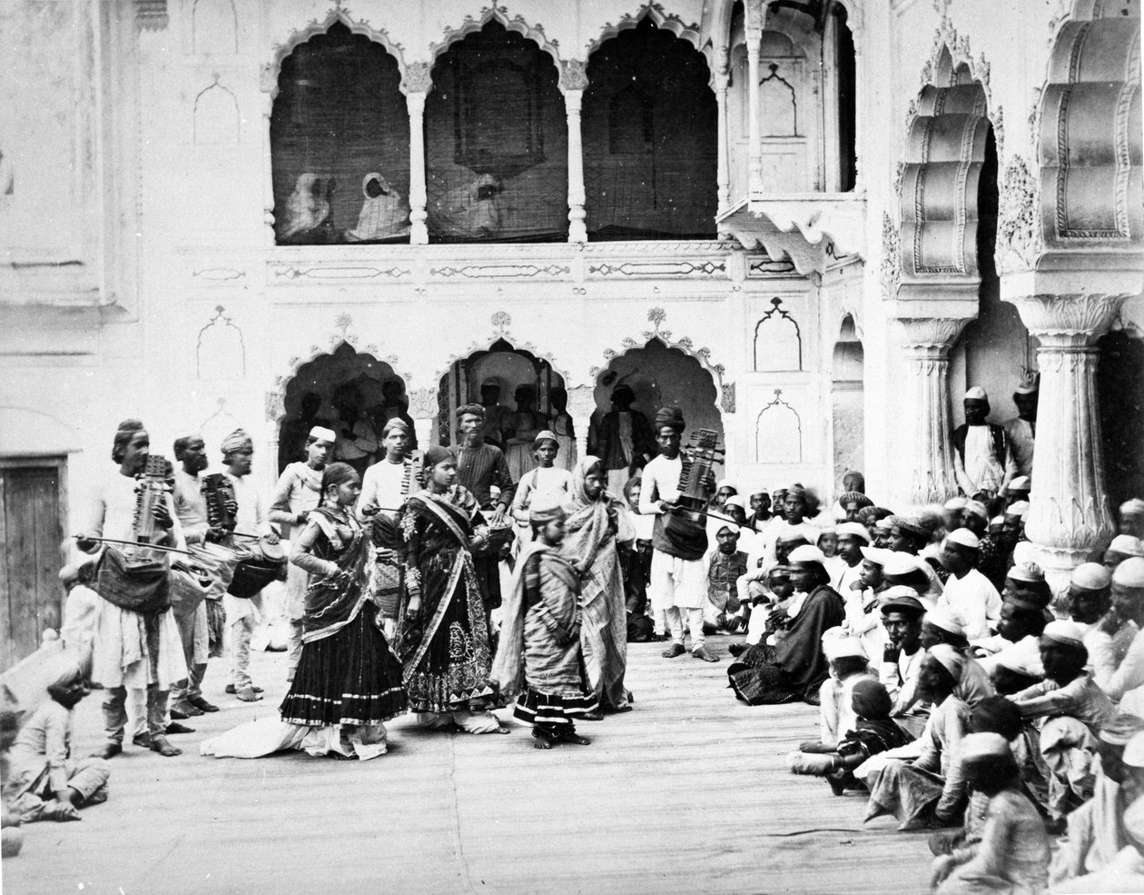 Nautch, Dillí kolem roku 1863 od Shepherd and Robertson