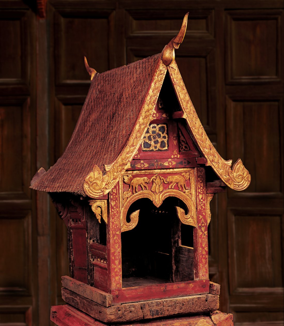 Model chrámu Lanna (dřevo) od Thai School