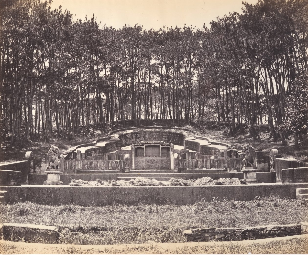 Mandarin Grave ve Foochow, ca. 1869. od Tung Hing.