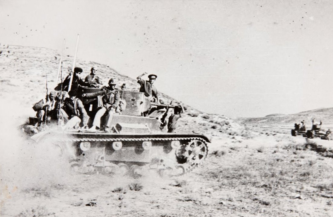 Advance to meet Rebel Drive (loyalist Tanks), Madrid od Unbekannt Unbekannt