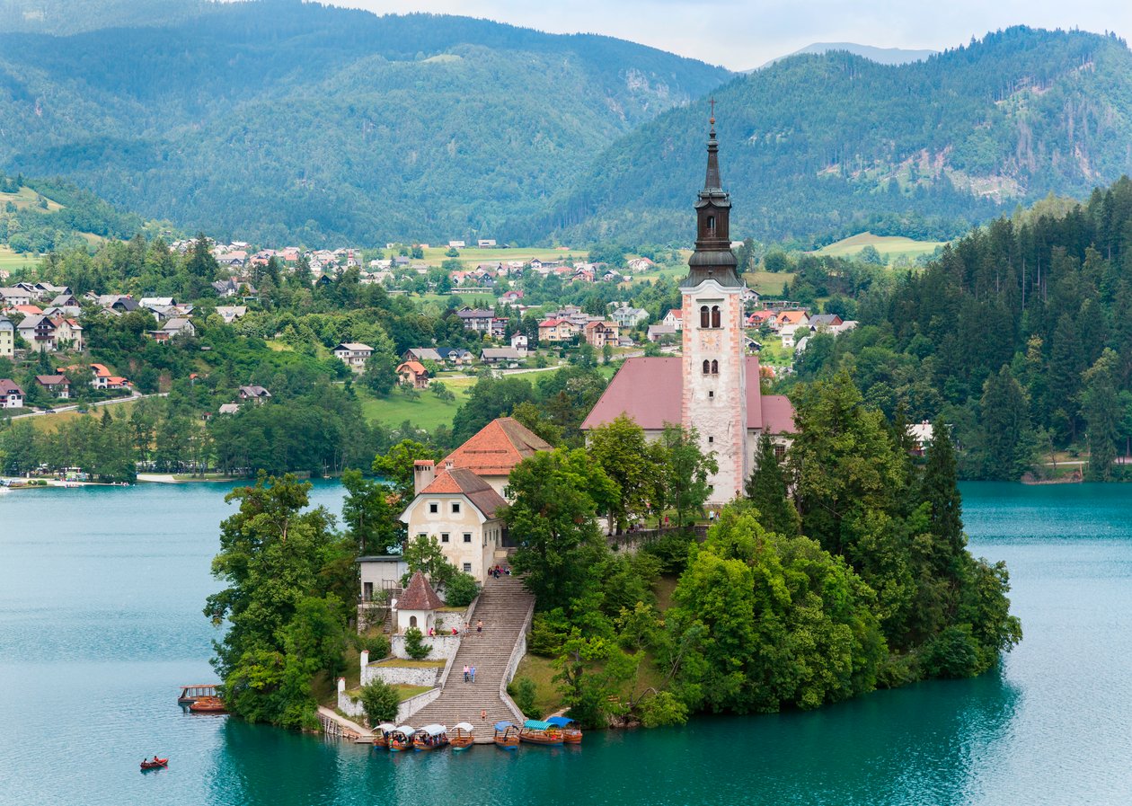 Bled, Slovinsko. Kostel Nanebevzetí Panny Marie, ostrov Bled od Unbekannt Unbekannt