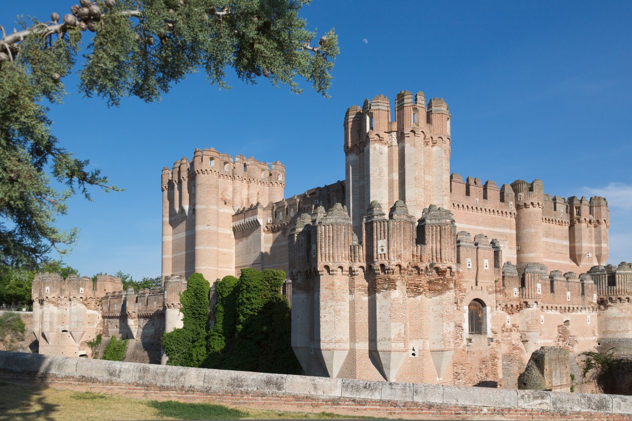 Coca, provincie Segovia, Španělsko. Castillo de Coca. Coca hrad. Důležitý příklad vojenské architektury Mudéjar. od Unbekannt Unbekannt