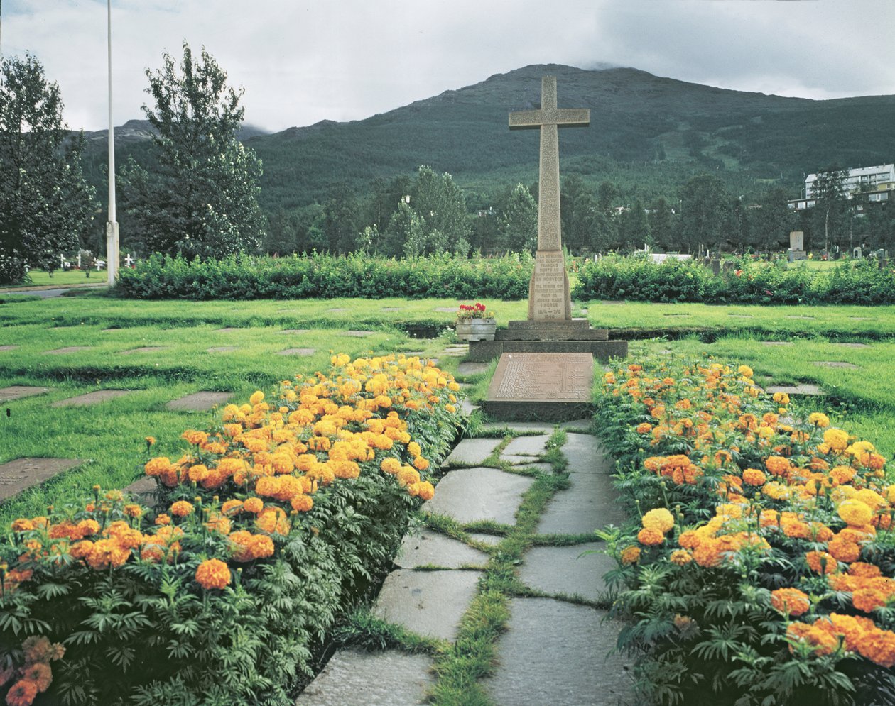 Památník francouzským vojákům, kteří zemřeli během bitev o Narvik, duben-květen 1940 od Unbekannt Unbekannt