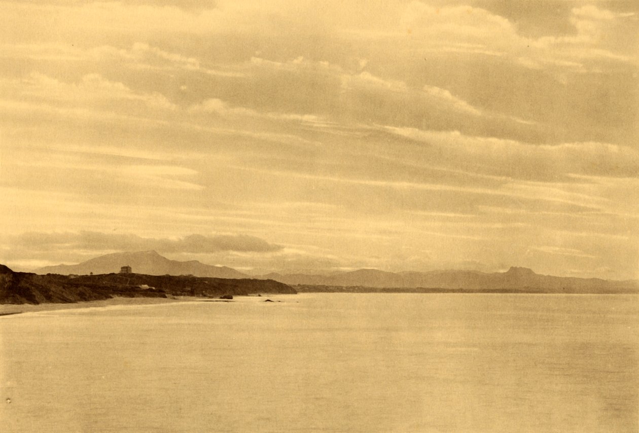 Biarritz - La Chaine des Pyrenees, c1930. od Unbekannt