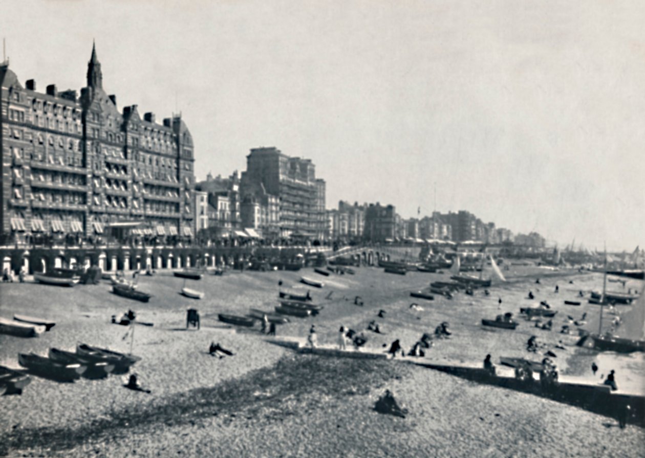Brighton - Hotel Metropole and Beach, 1895. od Unbekannt