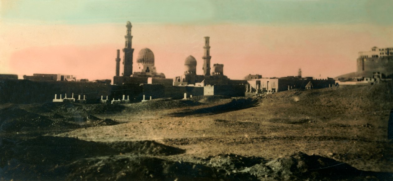 Cairo: The Tombs of the Mamelouks, c1918-c1939. od Unbekannt