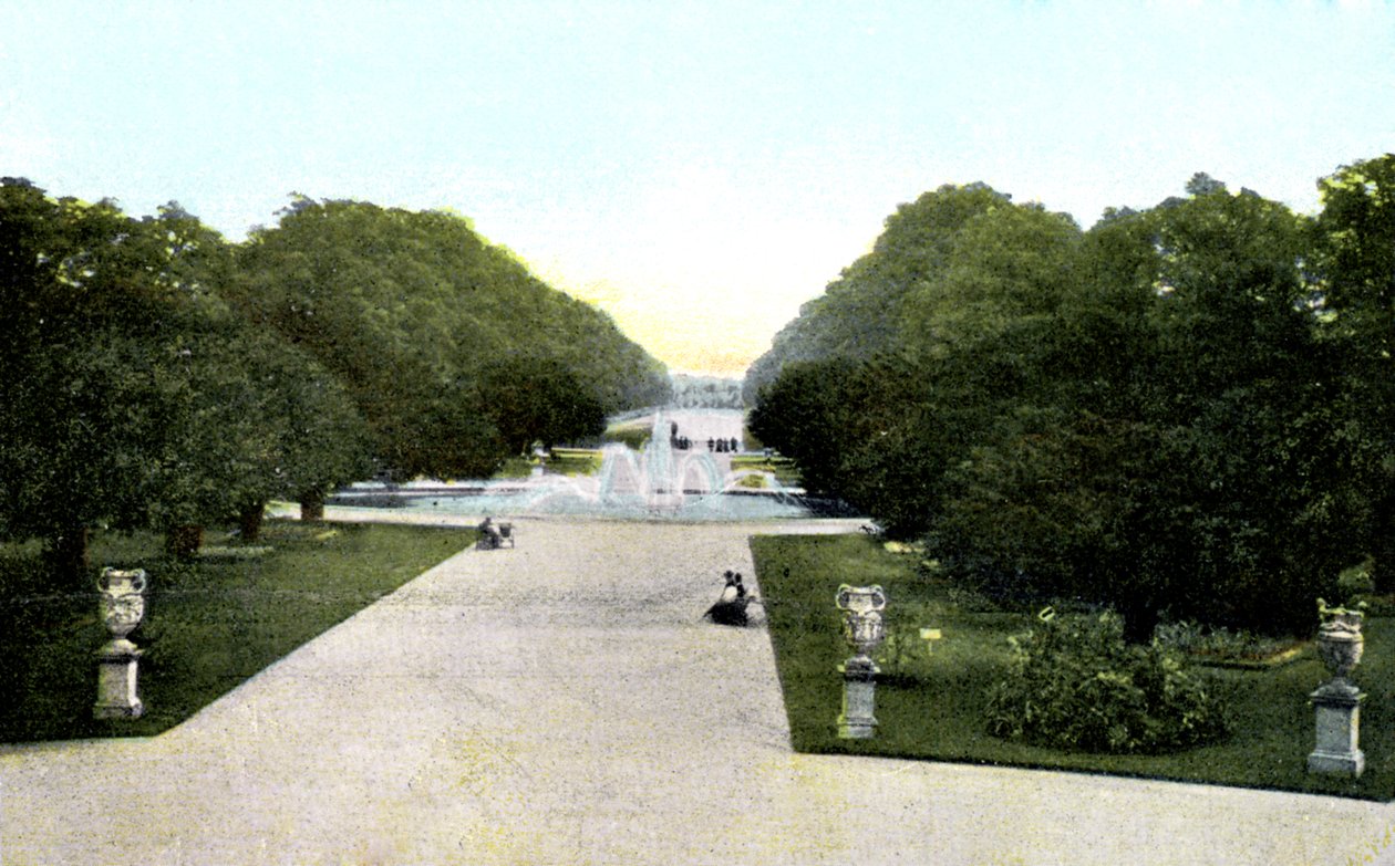 Gardens of Hampton Court Palace, Londýn, 20. století. od Unbekannt