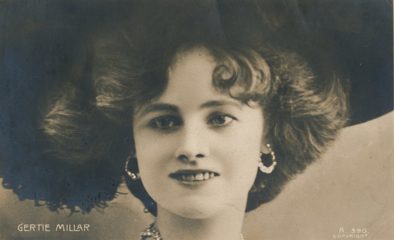 Gertie Millar, 1879-952, c1930. od Unbekannt