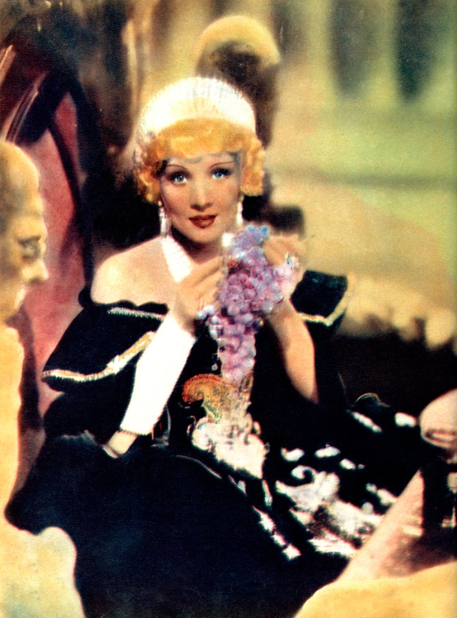 Marlene Dietrich, americká herečka německého původu, 1934-1935 od Unbekannt