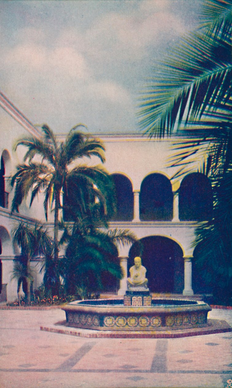 Patio of the House of Hospitality, c1935 od Unbekannt