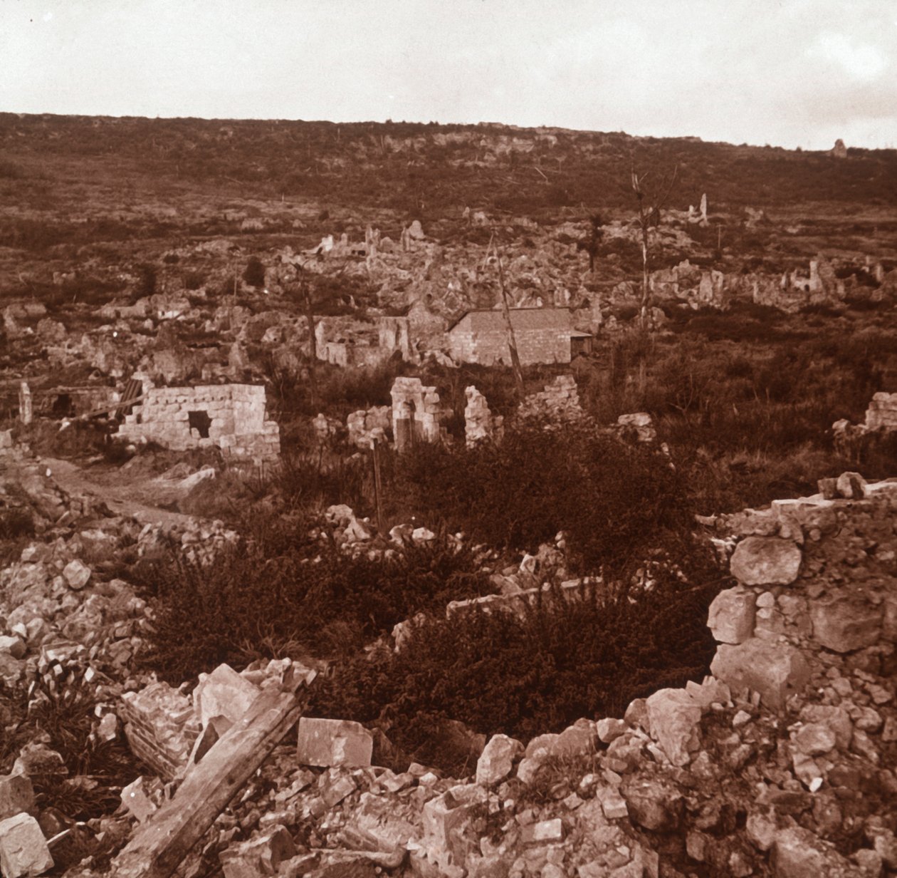 Ruiny, Anizy-le-Château, severní Francie, c1914-c1918 od Unbekannt