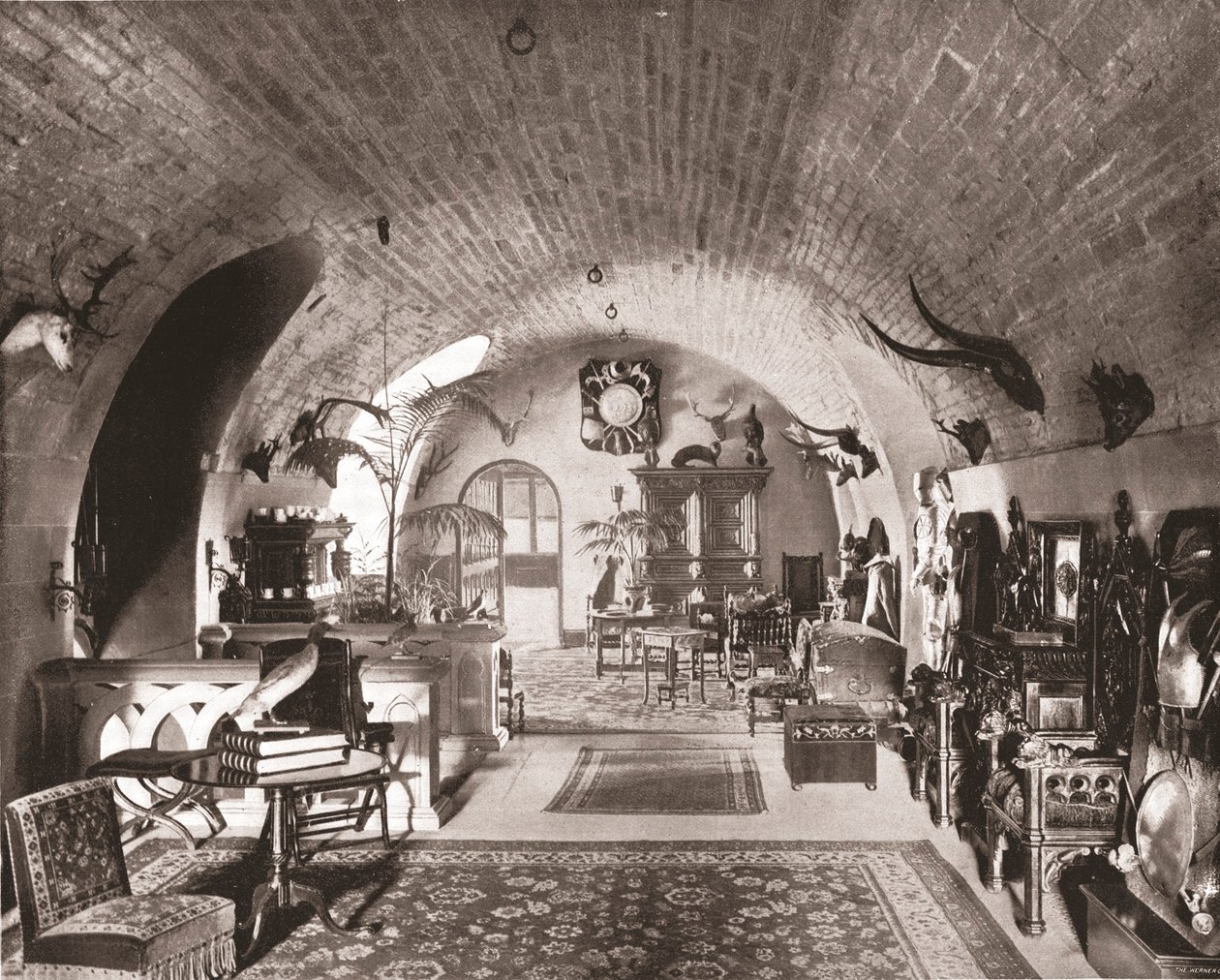 Krypta, hrad Glamis, Forfar, Skotsko, 1894. od Unbekannt