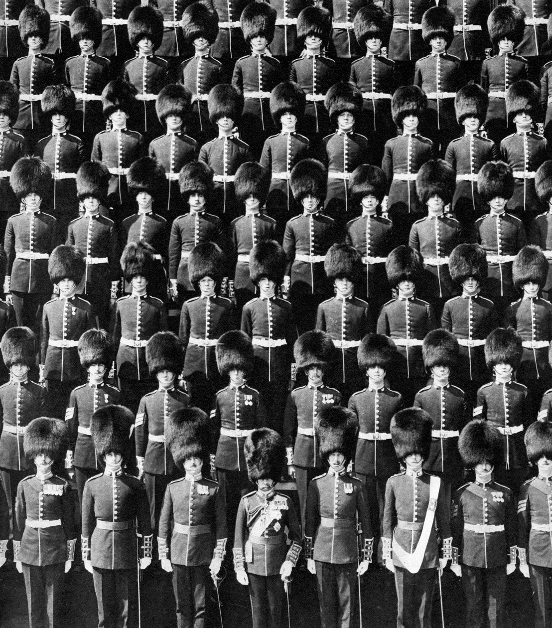 Král a jeho strážci, 1935 od Unbekannt