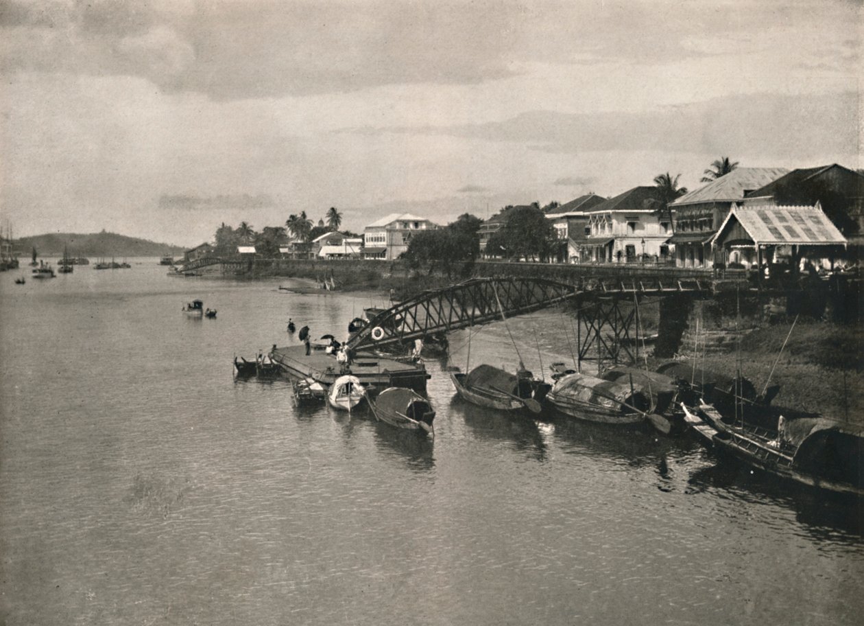 River Bank and Strand Road, Moulmein, 1900. od Unbekannt