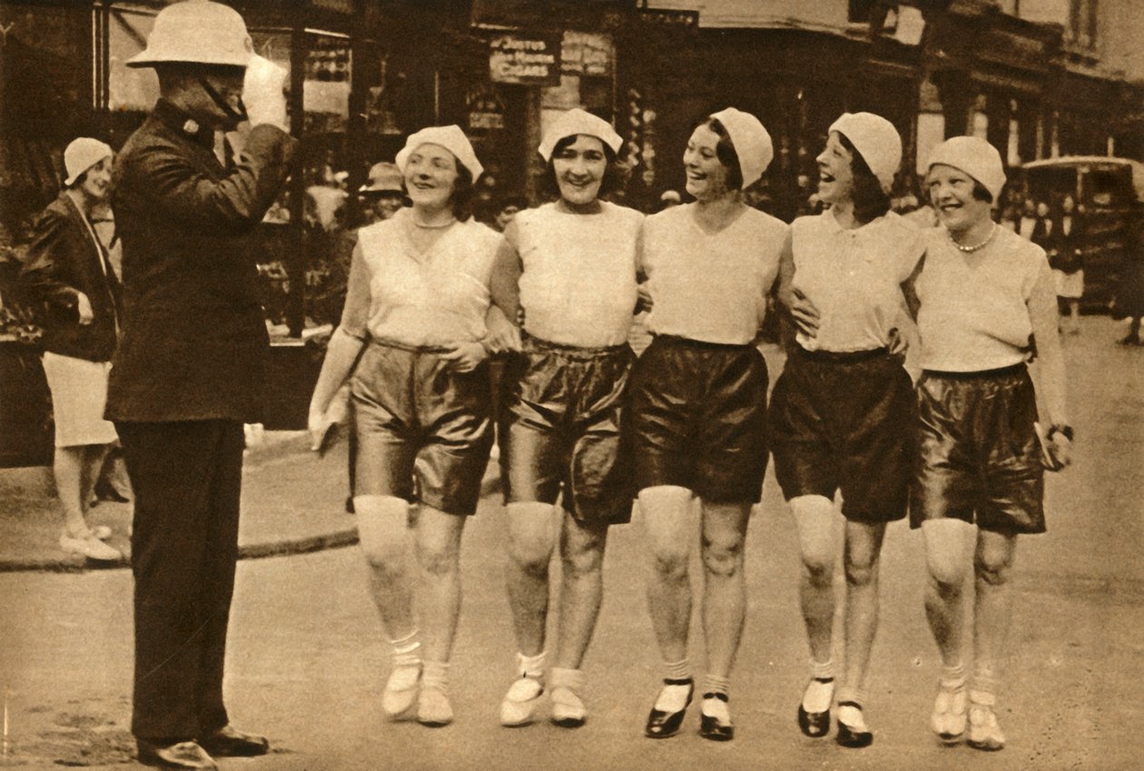 Ženy v šortkách, 1930, 1933. od Unbekannt