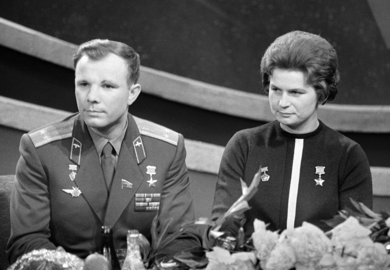 Jurij Gagarin a Valentina Těreškovová, ruští kosmonauti, 1963 od Unbekannt