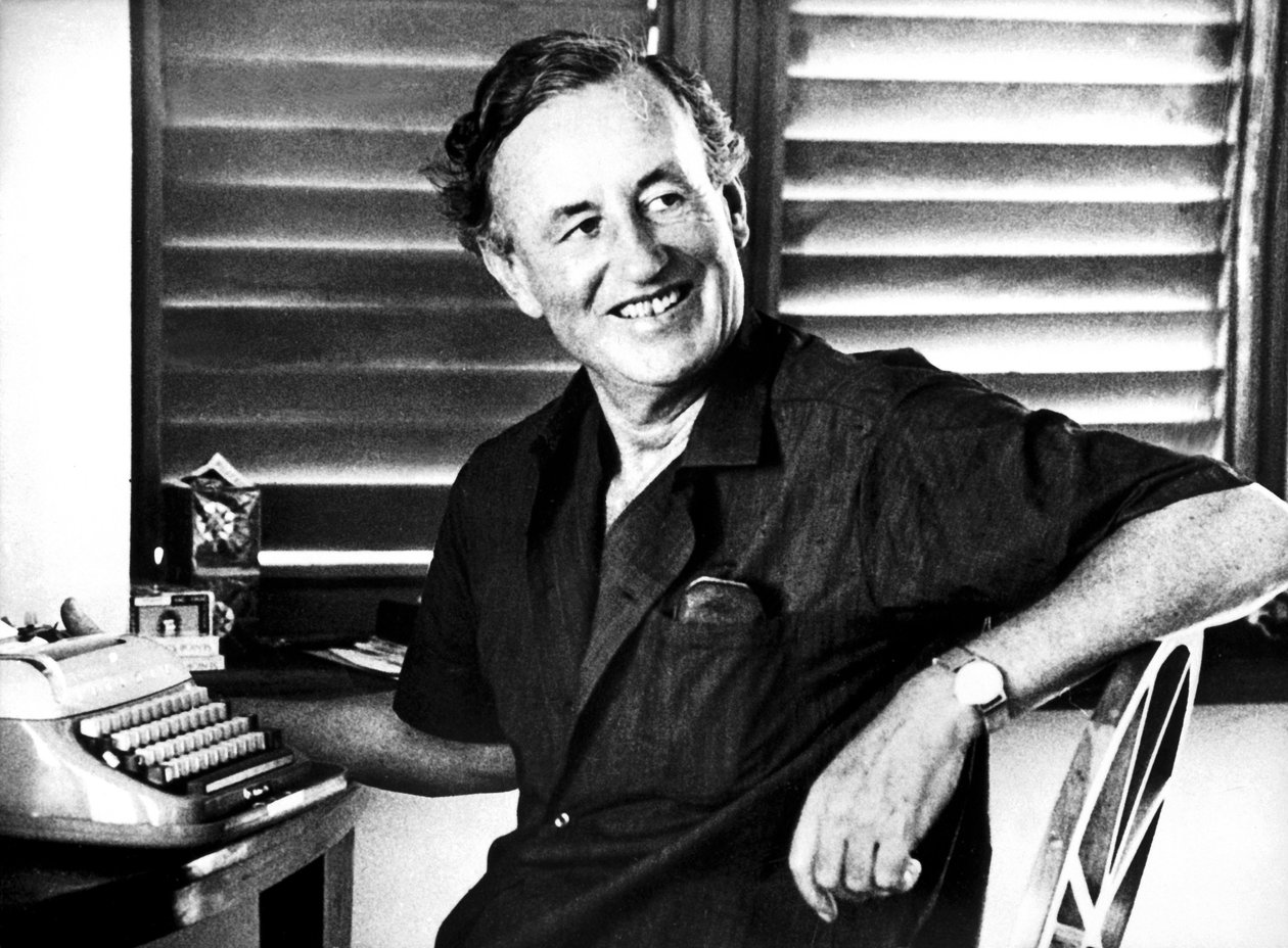 Ian Fleming od Unbekannt Unbekannt