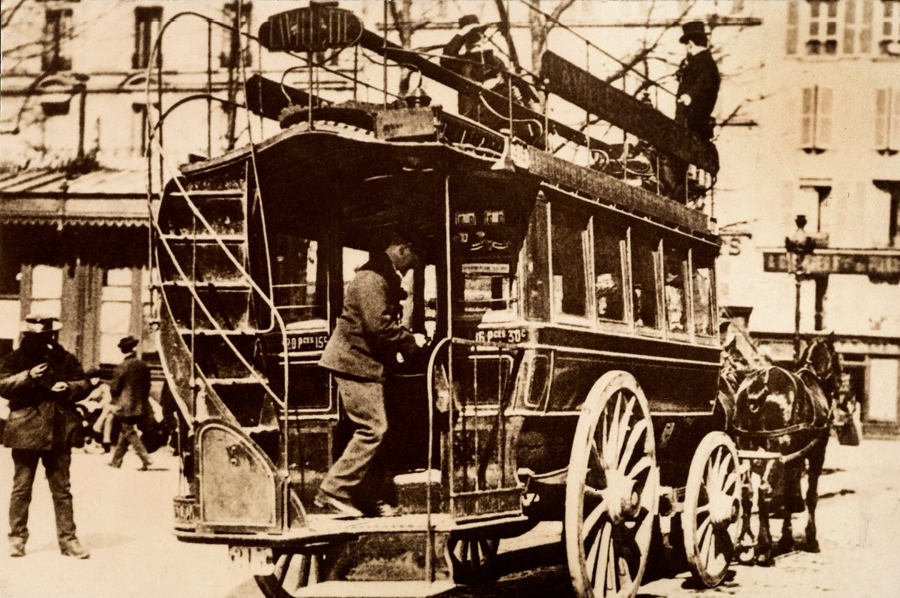 Zadní část tramvaje tažené koňmi. od Unknown photographer