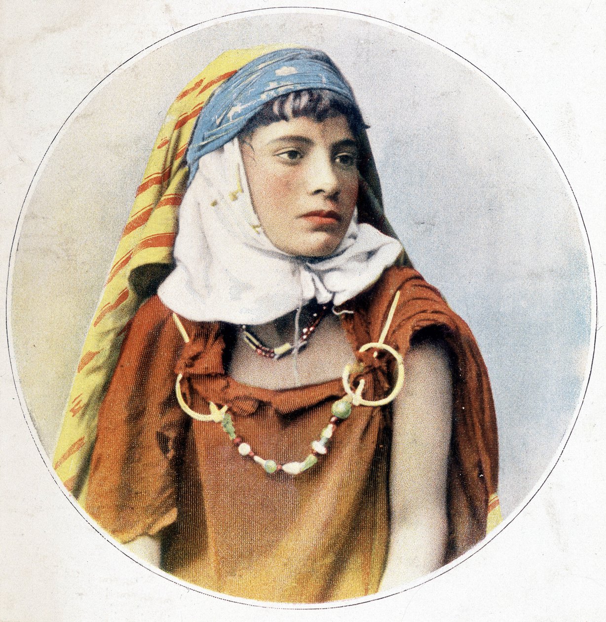 tuniská žena. 1898. od Unknown photographer