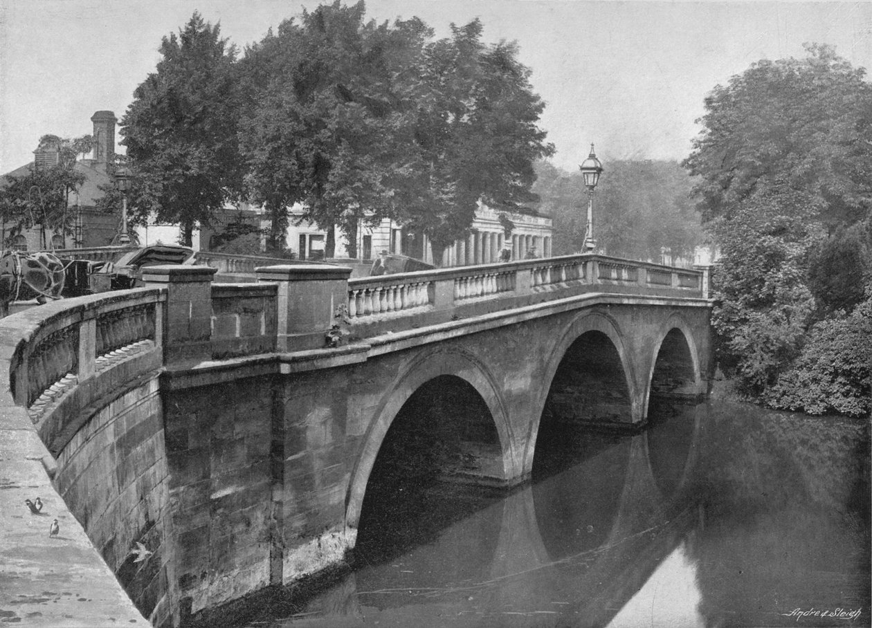 Leamington Bridge, c1896 od Valentine and Sons Ltd