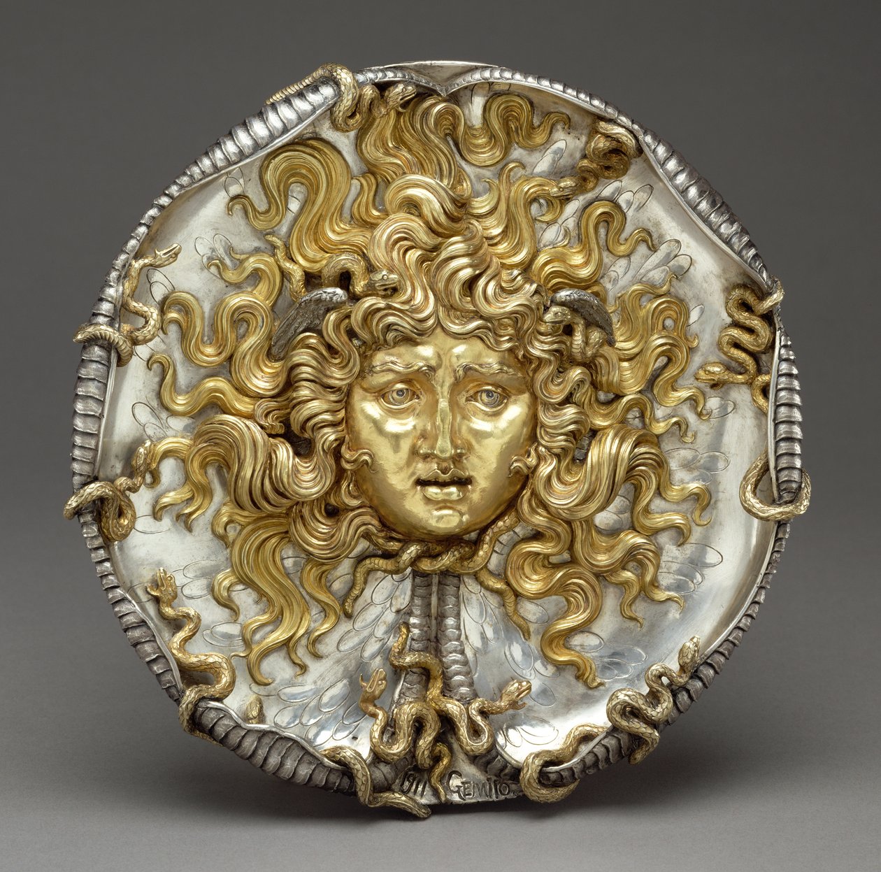 Medusa, 1911 (balíček-zlacené stříbro) od Vincenzo Gemito