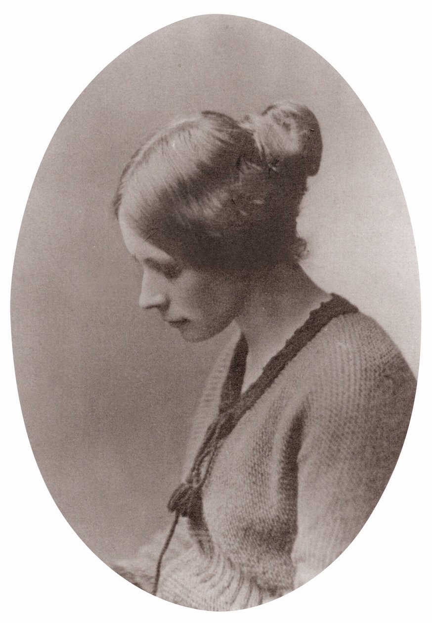 Flora Thompson, kolem roku 1921 (černobílá fotografie) od Walter Charles Corin