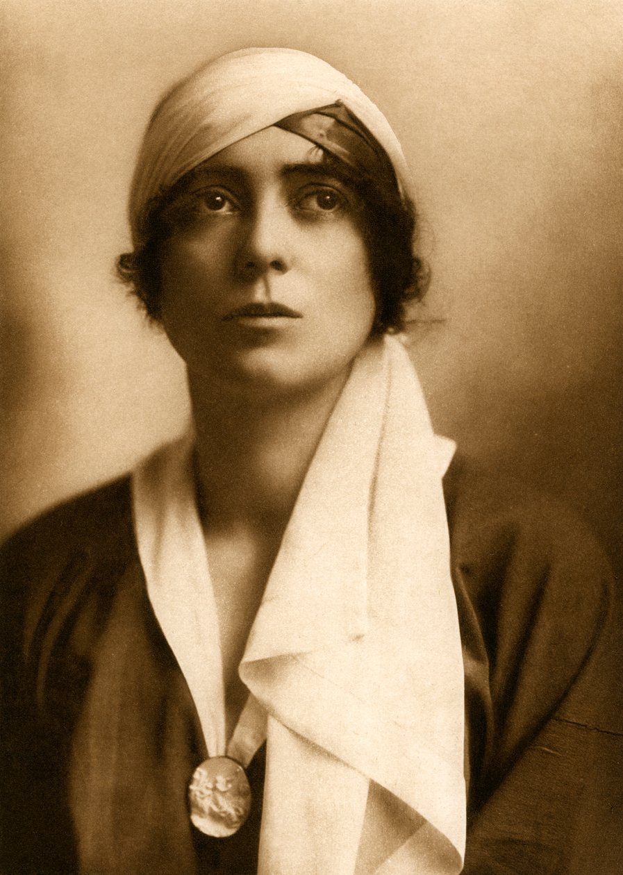 Lady Constance Stewart Richardson, c1913. od White Studios