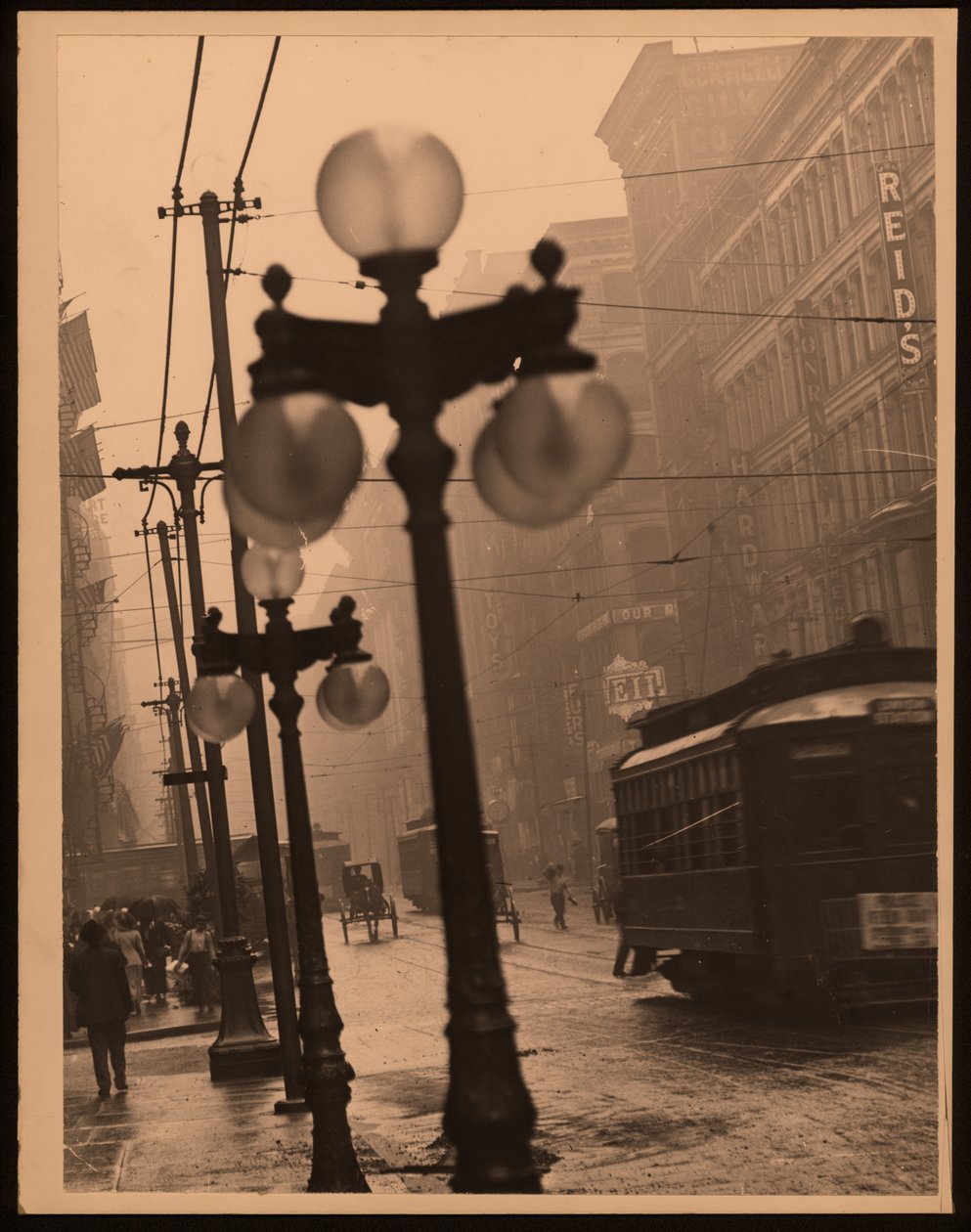 400 Broadway od William G. Swekosky