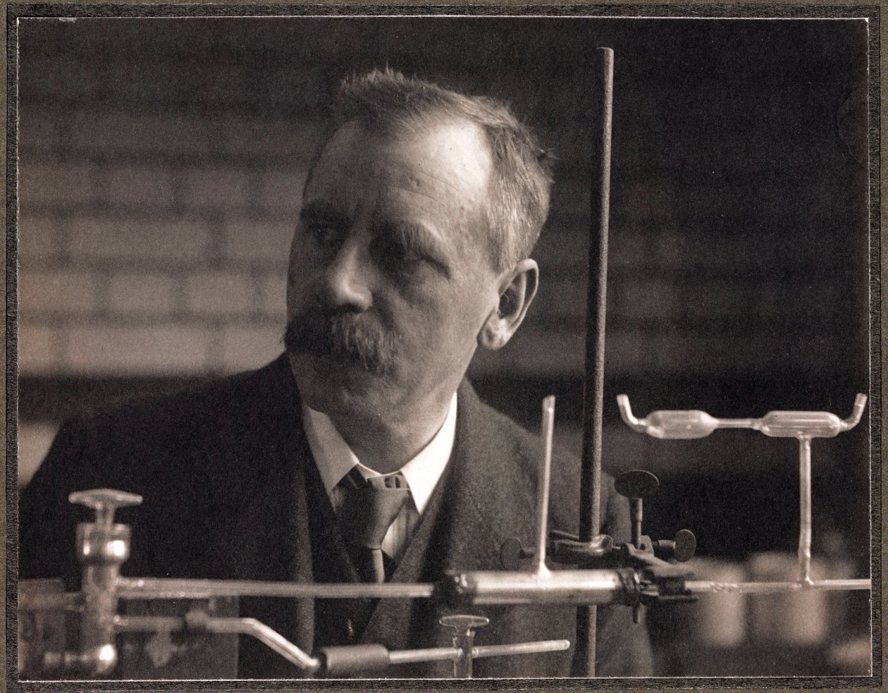 Herbert Brereton Baker , britský chemik od Ferdinand Georg Waldmuller