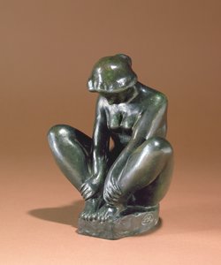 Dívka drží obě nohy, 1920 (bronz)