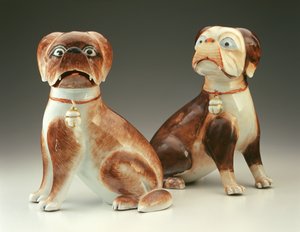 Pár mopsích psů (porcelán)